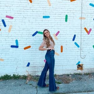 Meet your Posher, Aurora